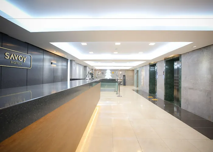 Hotel Savoy Myeongdong 3*